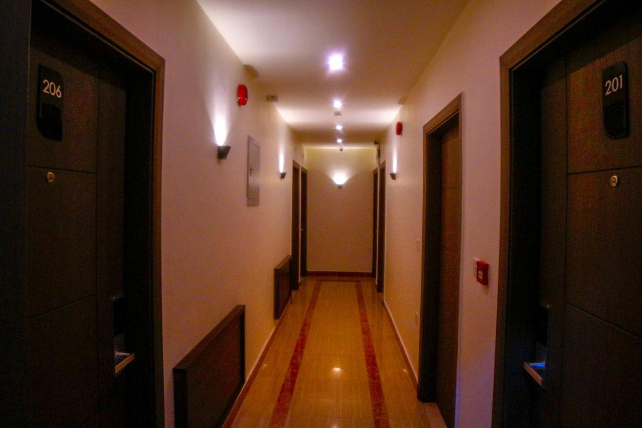 ِafnan Hotel Aqaba Eksteriør billede